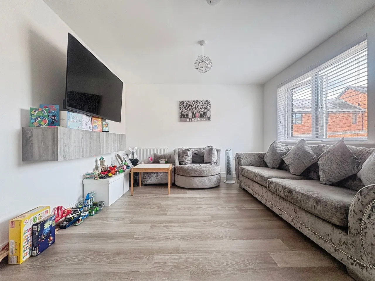 Daly Lane, Bordon, Hampshire, GU35 9GW, photo 7
