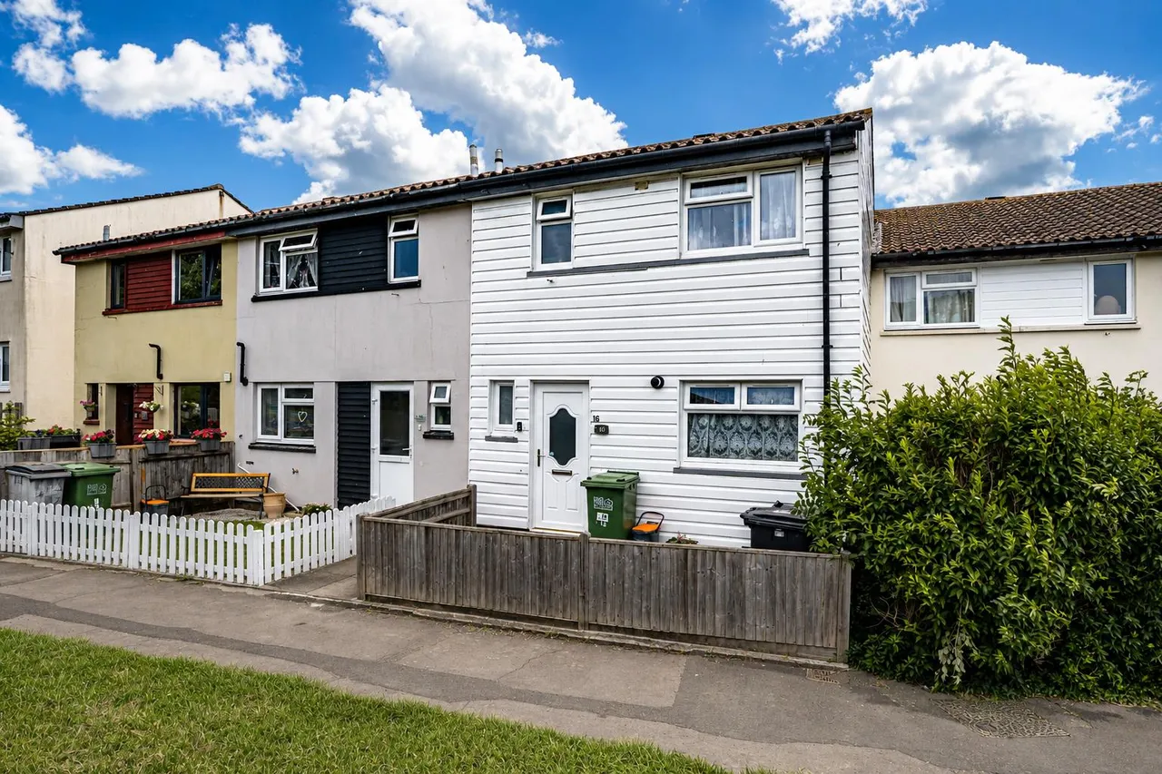 3 bed house for sale, Howlett Close, St. Leonards-On-Sea