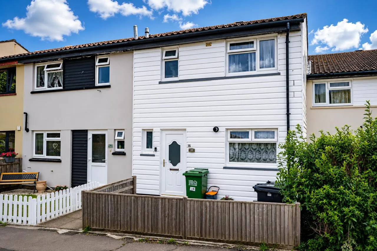 Howlett Close, St. Leonards-On-Sea, photo 13