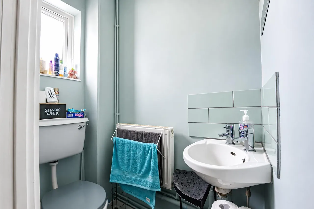 Howlett Close, St. Leonards-On-Sea, photo 12