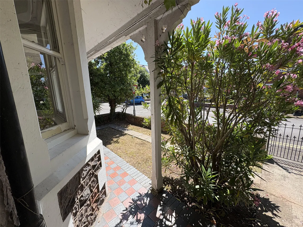 2 bed flat to rent, Summerland Avenue, Minehead, TA24