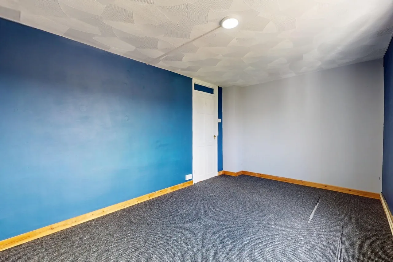 Grinshill Flats, Severn Drive, Wellington TF1 3JT, photo 10