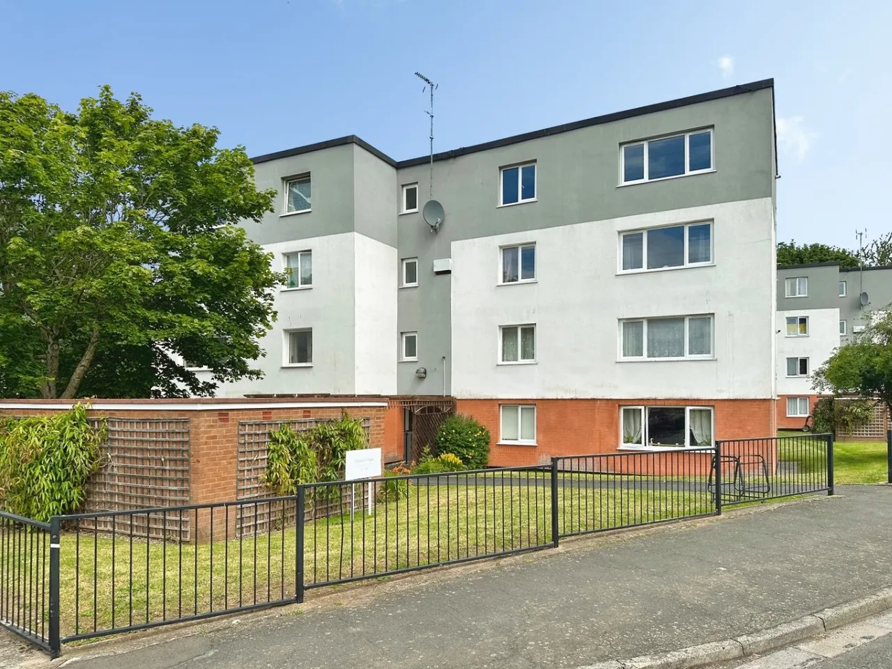 Grinshill Flats, Severn Drive, Wellington TF1 3JT, photo 15