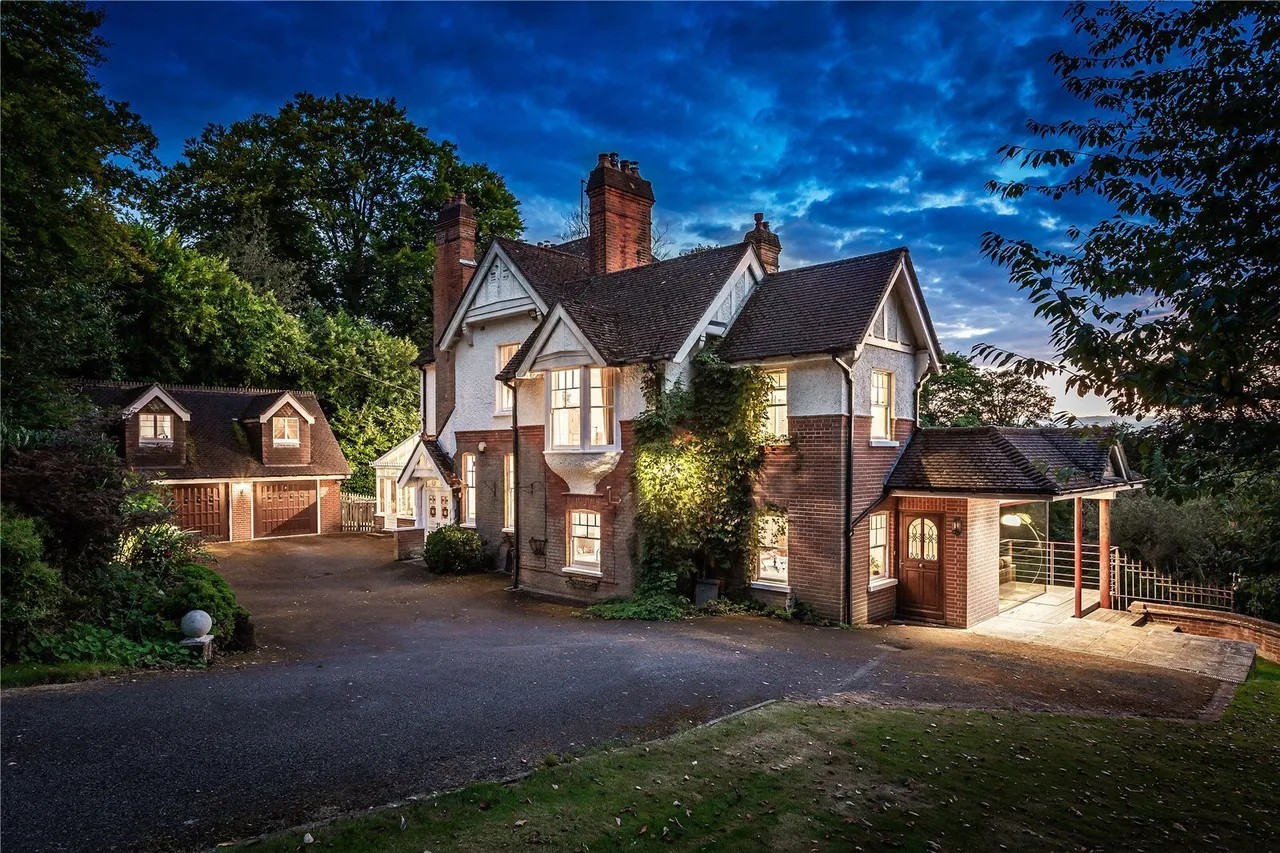 Northdown Road, Woldingham, CR3, photo 14