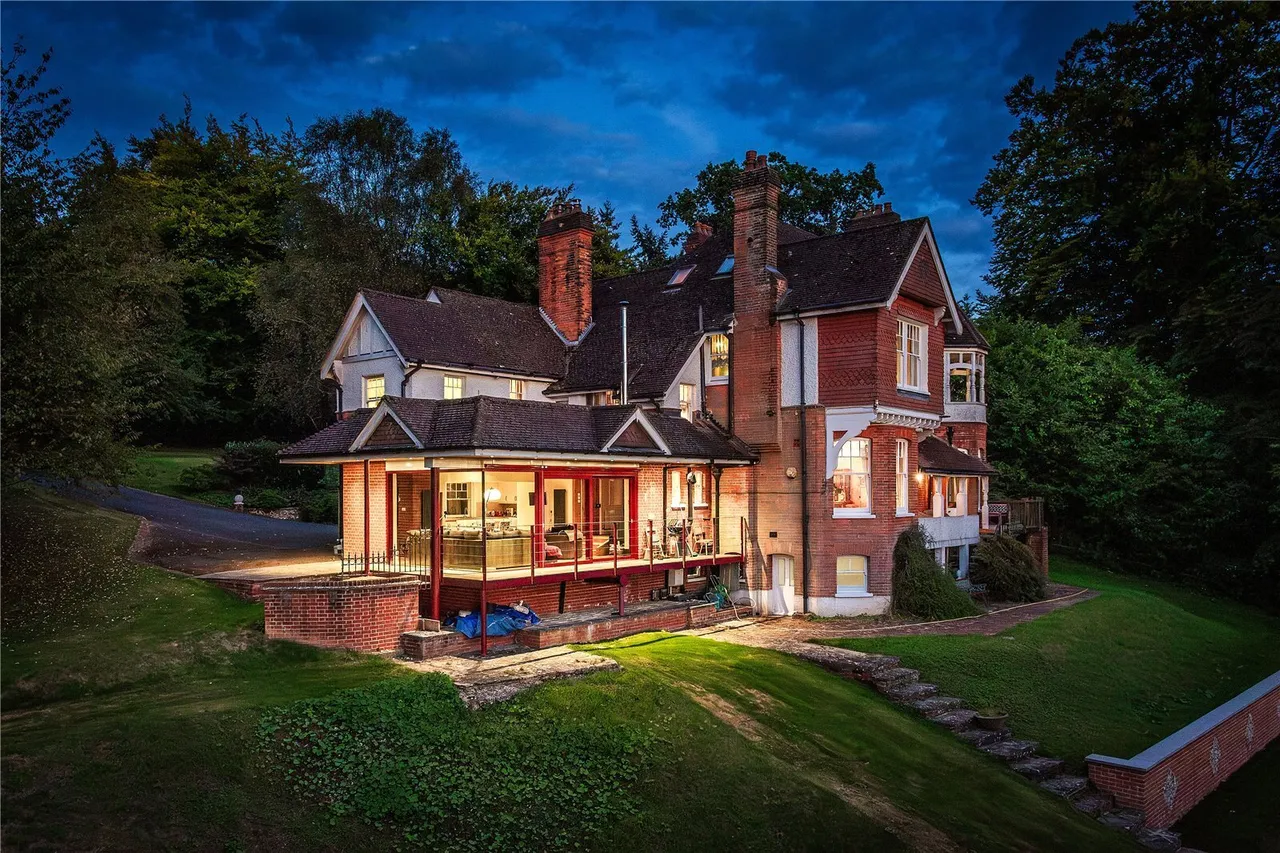 Northdown Road, Woldingham, CR3, photo 15