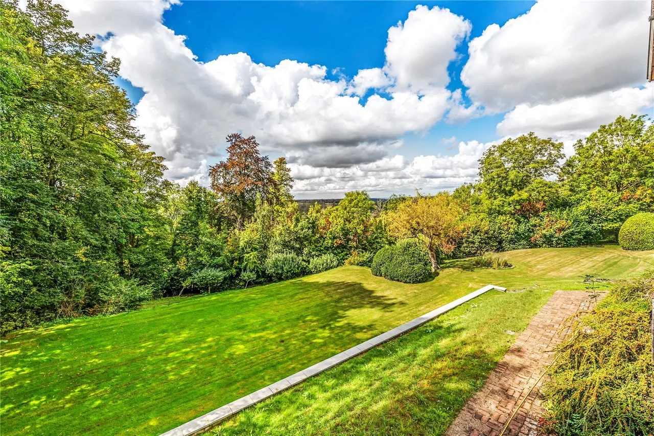 Northdown Road, Woldingham, CR3, photo 10