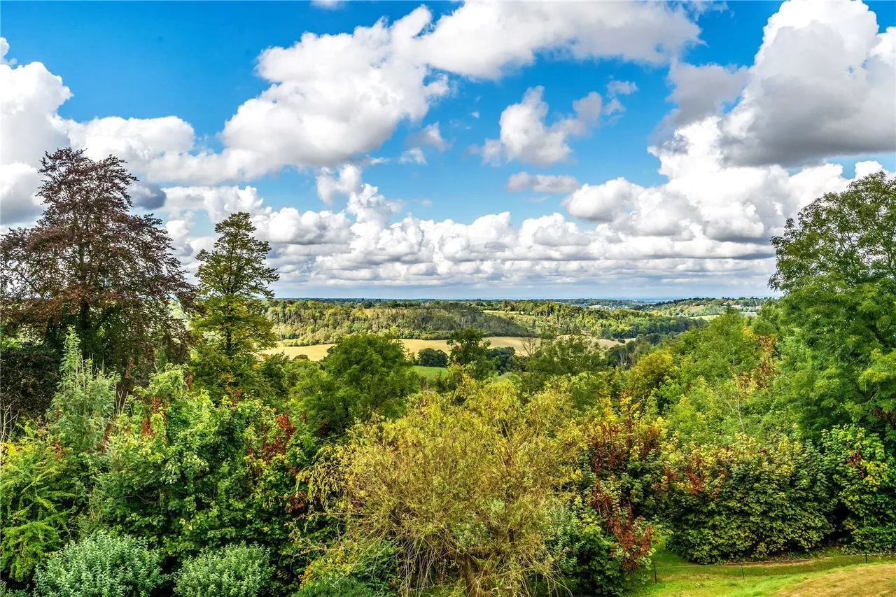 Northdown Road, Woldingham, CR3, photo 2