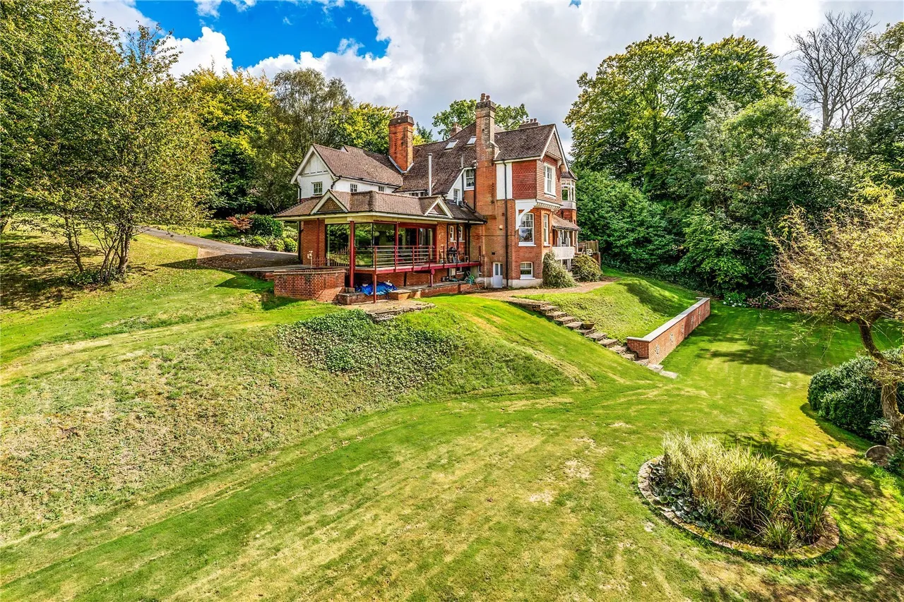 Northdown Road, Woldingham, CR3, photo 12