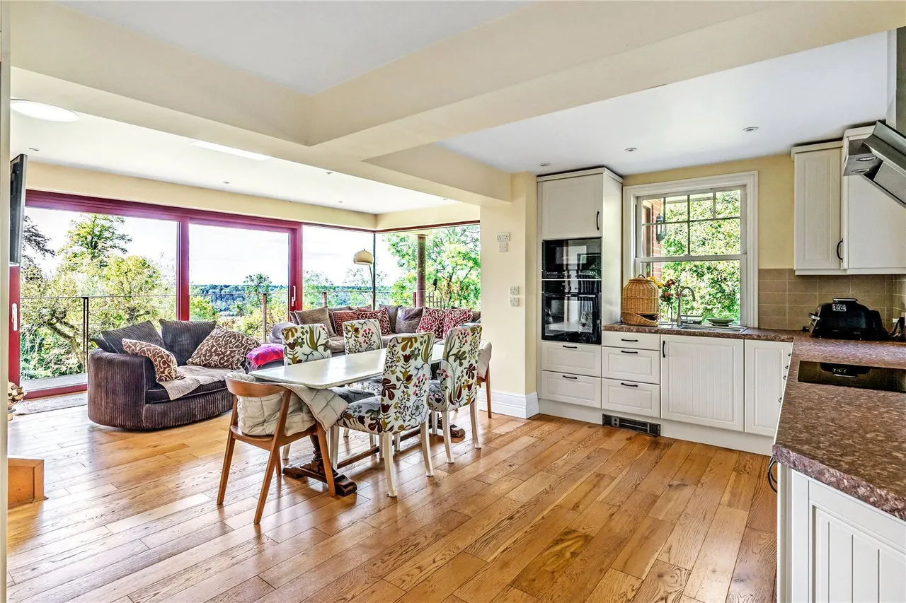 Northdown Road, Woldingham, CR3, photo 7