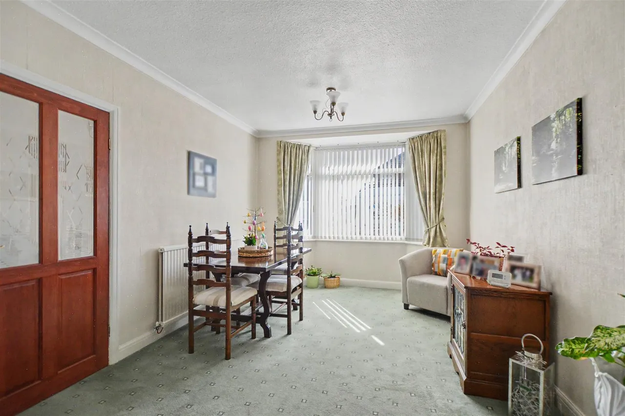 West Crescent, Beeston Rylands, NG9, photo 10