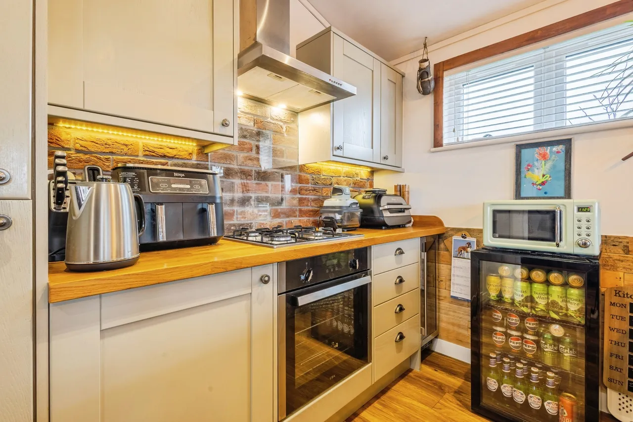 Edingworth Road, Weston Super Mare, BS24, photo 11