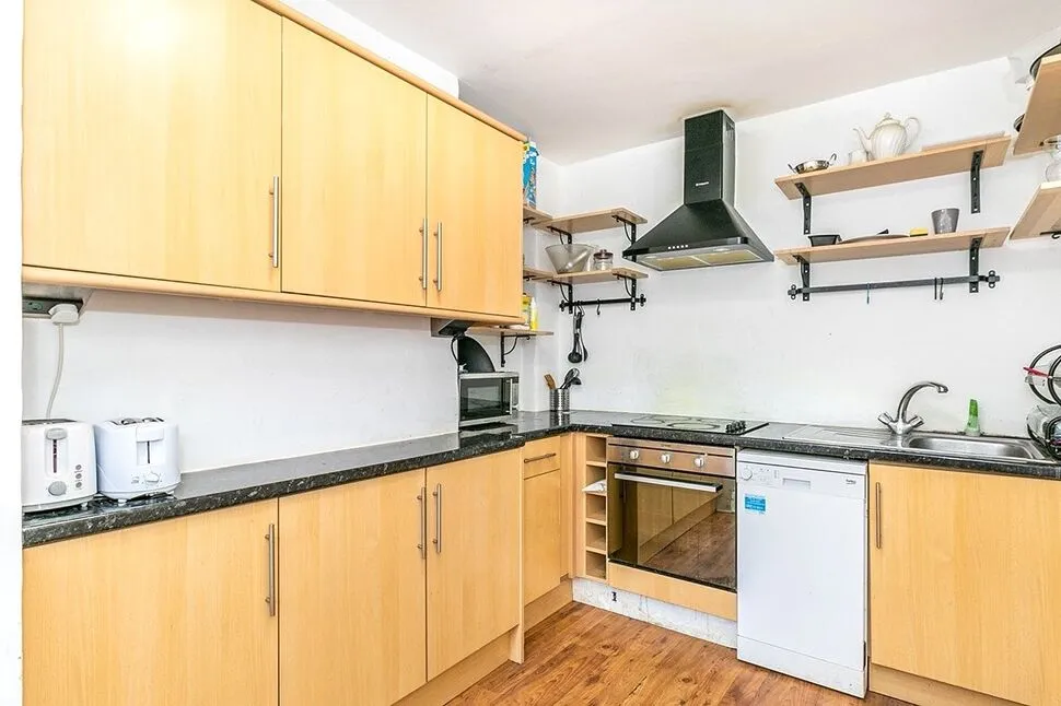Grove Crescent, Kingston upon Thames, KT1, photo 7