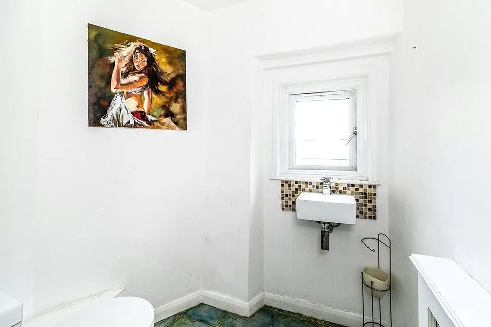 Grove Crescent, Kingston upon Thames, KT1, photo 8