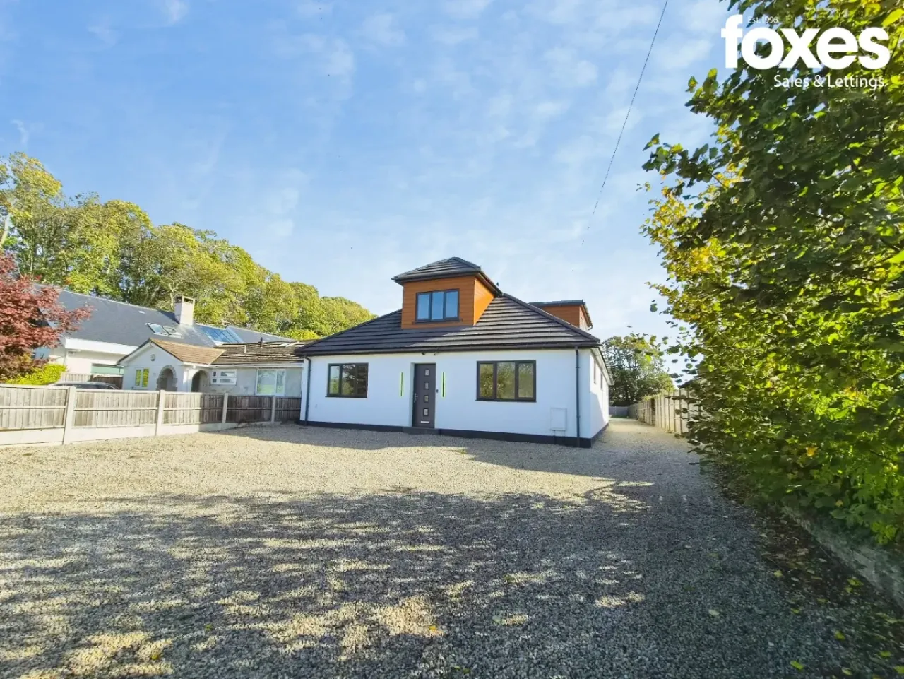 New Road, West Parley, BH22, photo 48