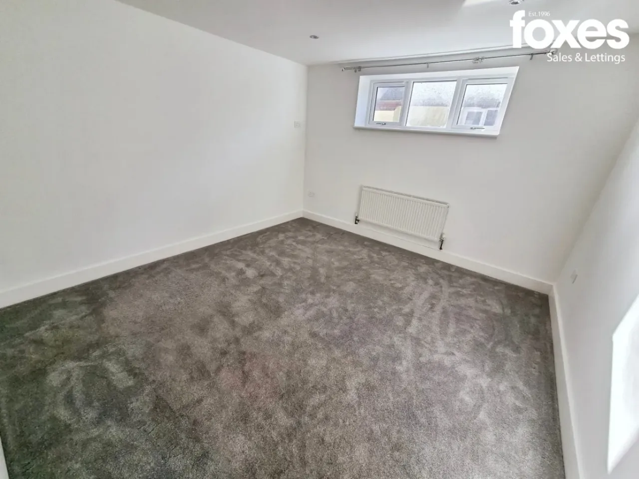 New Road, West Parley, BH22, photo 5