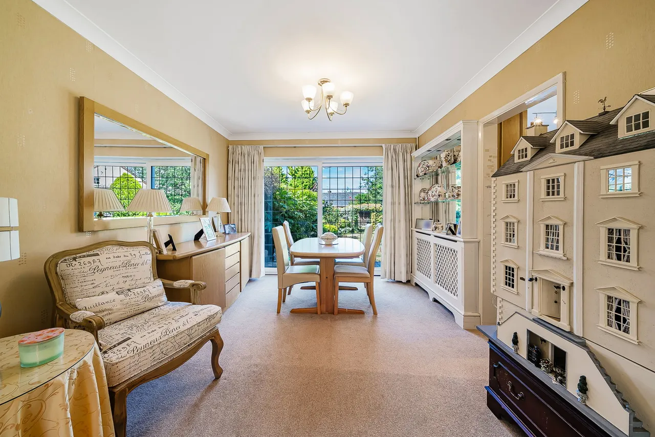 Nicholas Way, Hemel Hempstead, HP2, photo 3