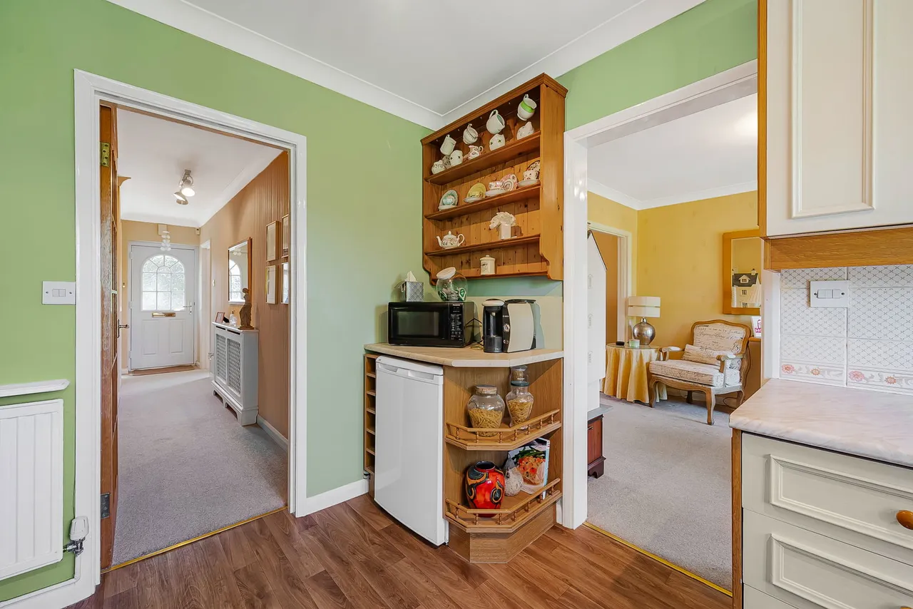 Nicholas Way, Hemel Hempstead, HP2, photo 8