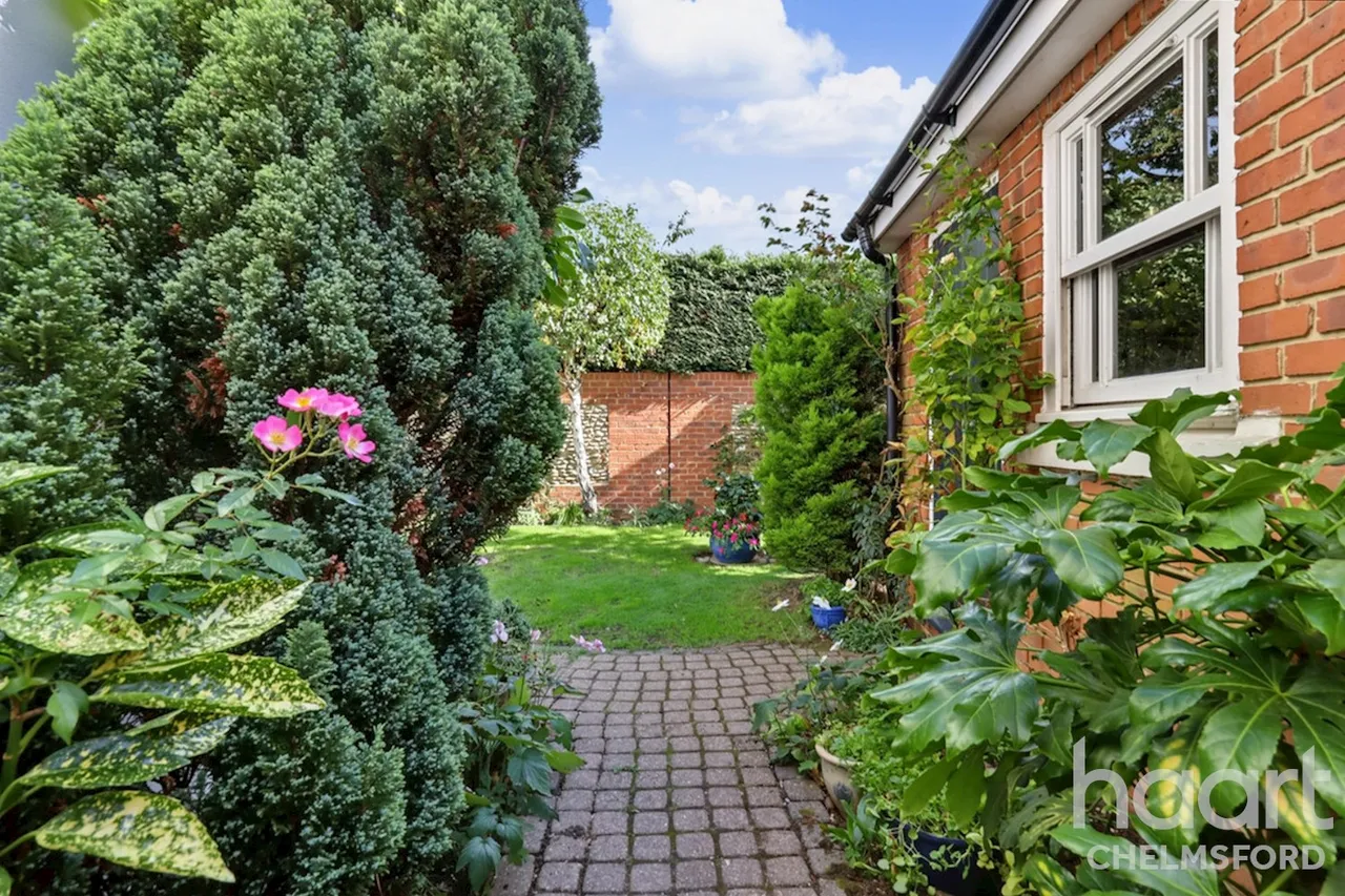 Cambridge Close, Ingatestone, CM4, photo 33