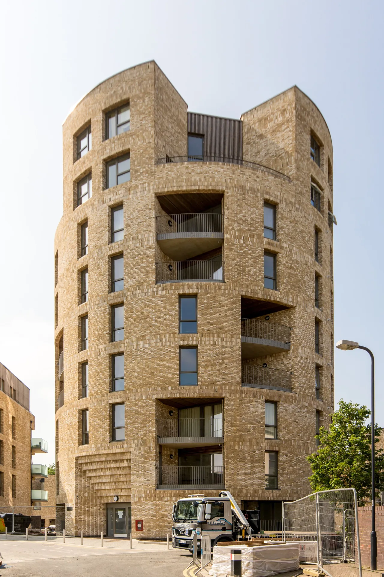 London, NW10, photo 5