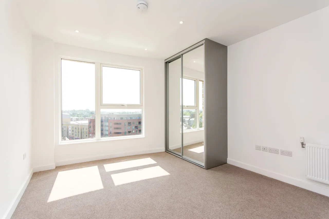 London, NW10, photo 3