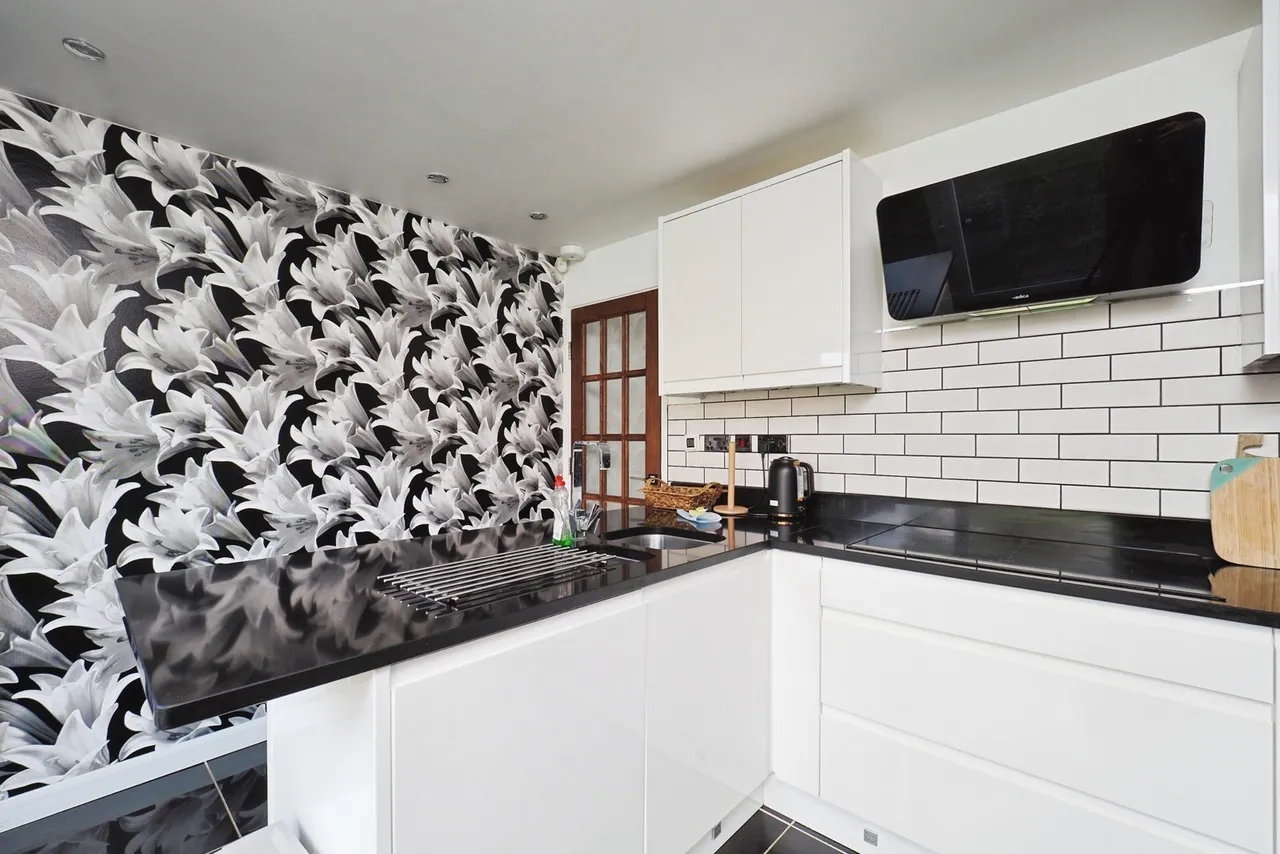 Dean Close, Wollaton, NG8, photo 7