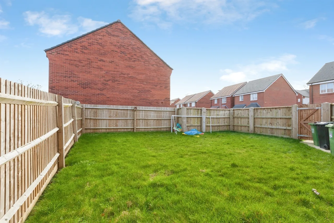 Penny Lane, Oadby, LE2, photo 15