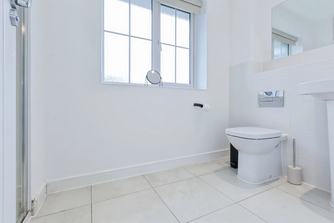 Penny Lane, Oadby, LE2, photo 8