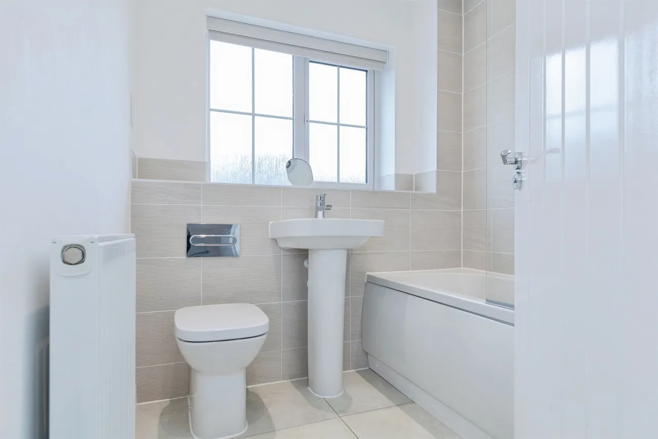 Penny Lane, Oadby, LE2, photo 13