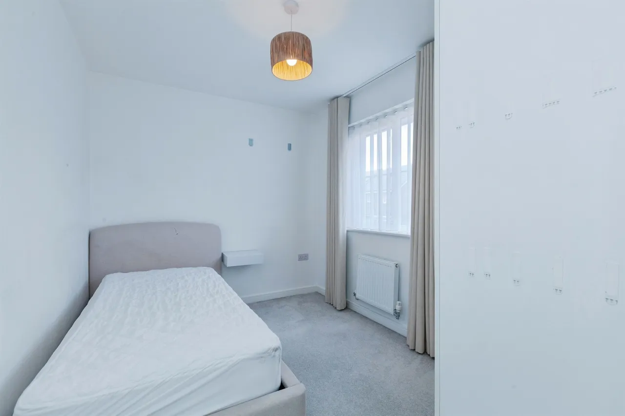 Penny Lane, Oadby, LE2, photo 12