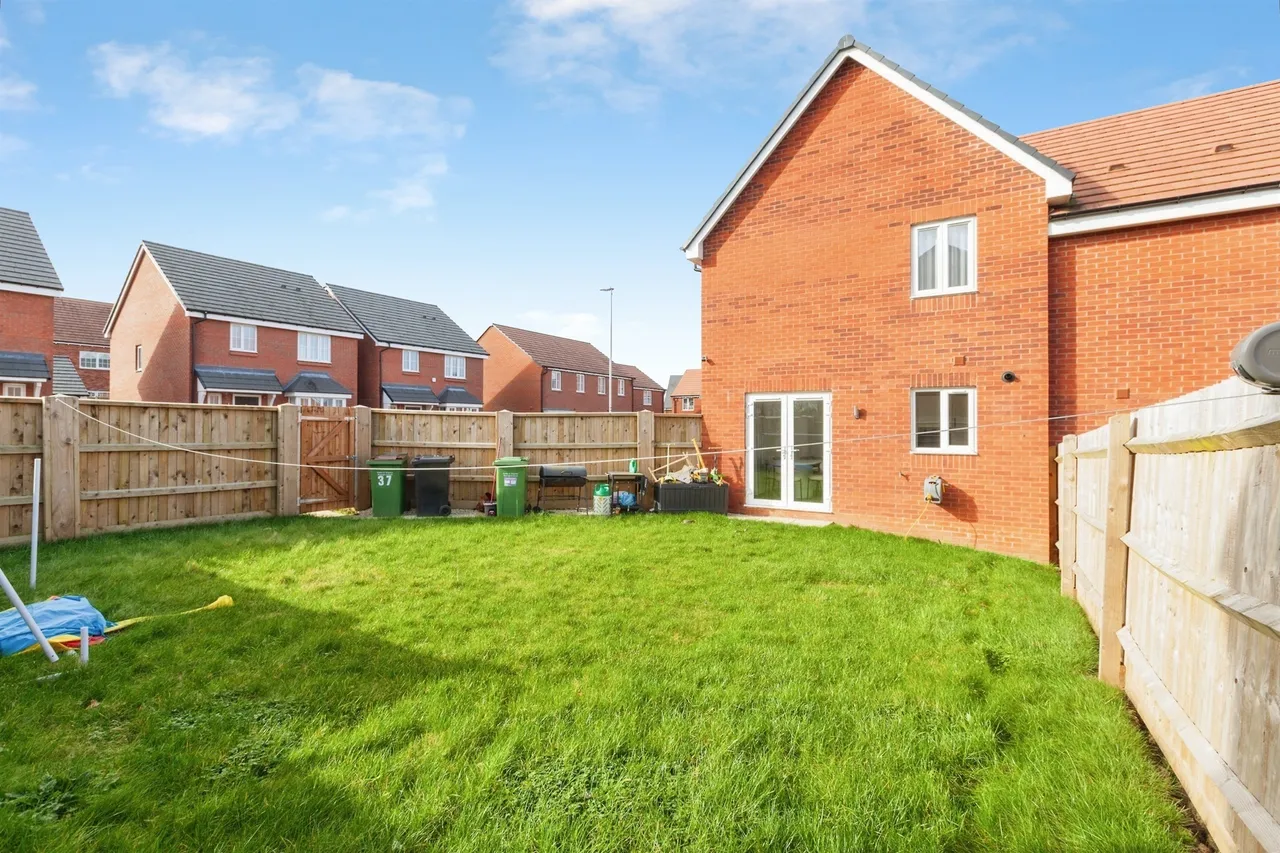 Penny Lane, Oadby, LE2, photo 10