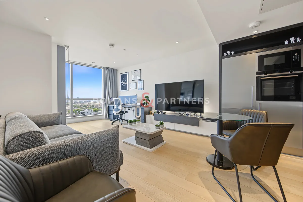 1 bed flat for sale, Charrington Tower, Canary Wharf, E14