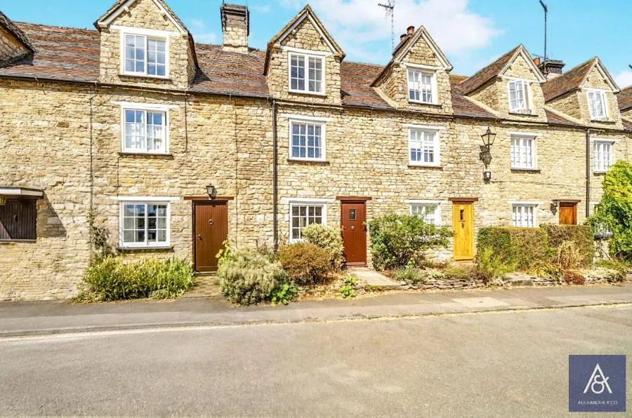 The Green, Evenley, NN13, photo 19