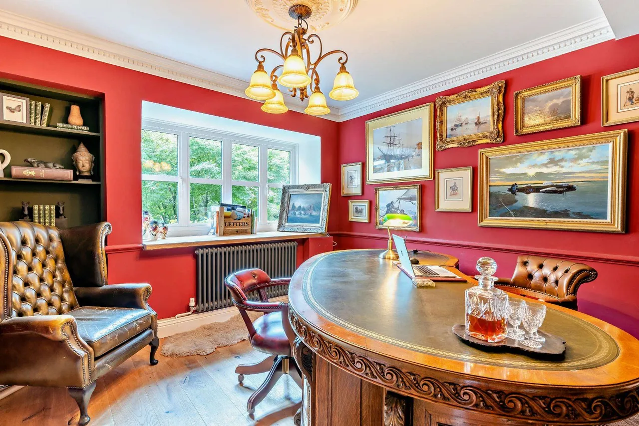 Fryern Park, Fryern Road, Storrington, Pulborough, RH20 4FF, photo 11