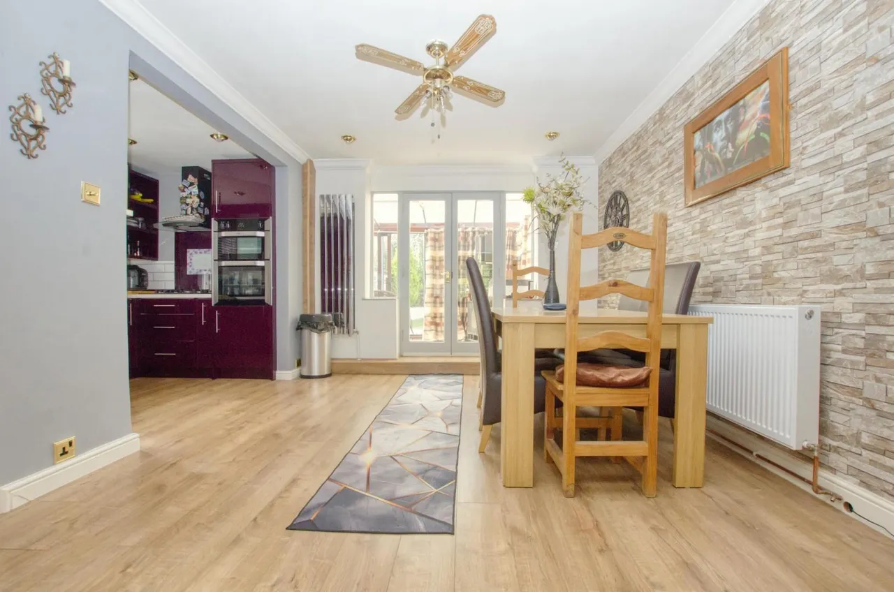 Sunningdale Gardens, Southampton, SO18 5FH, photo 8