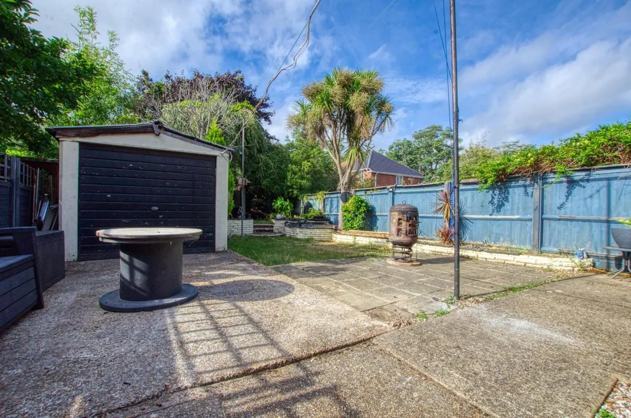 Sunningdale Gardens, Southampton, SO18 5FH, photo 18