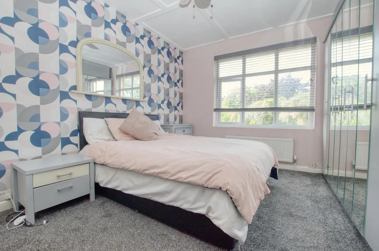 Sunningdale Gardens, Southampton, SO18 5FH, photo 12