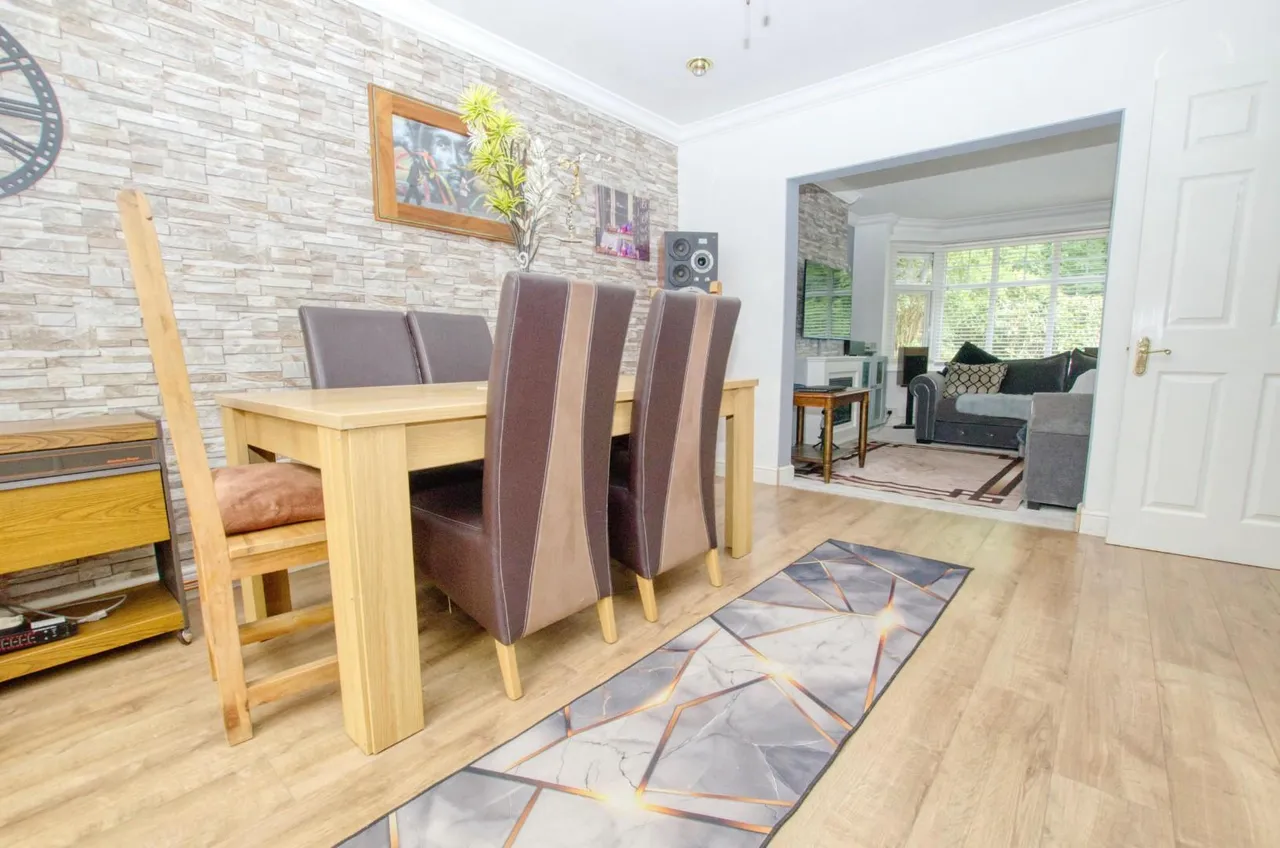 Sunningdale Gardens, Southampton, SO18 5FH, photo 5