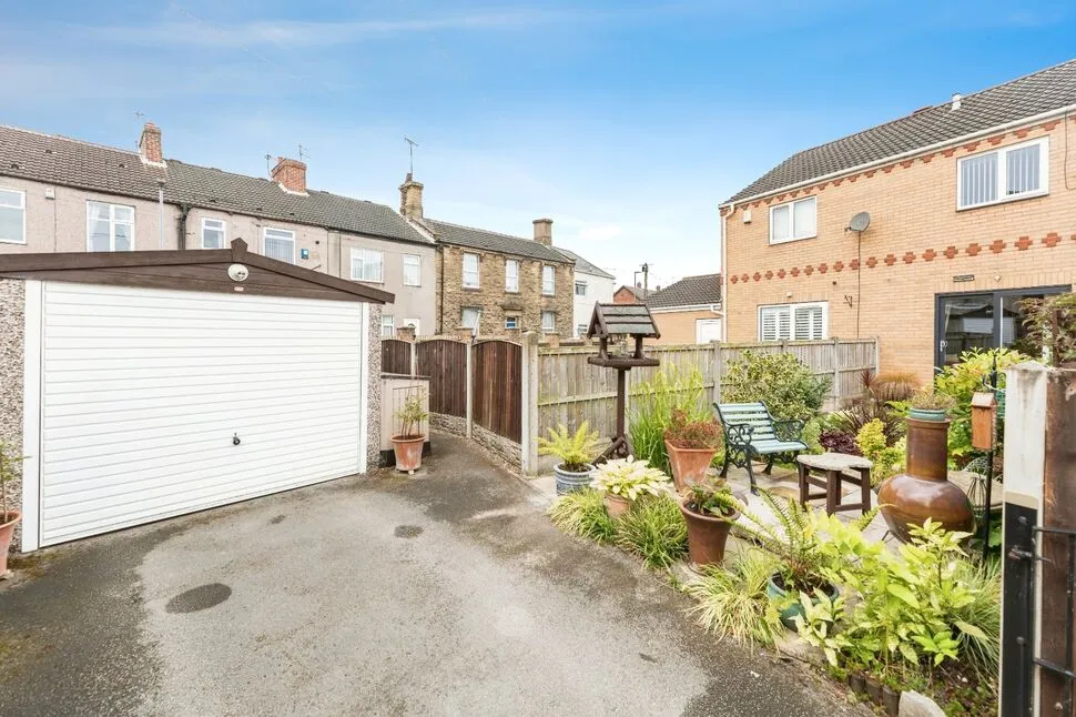 Tennants Court, Cow Lane, West Yorkshire, WF11, photo 8