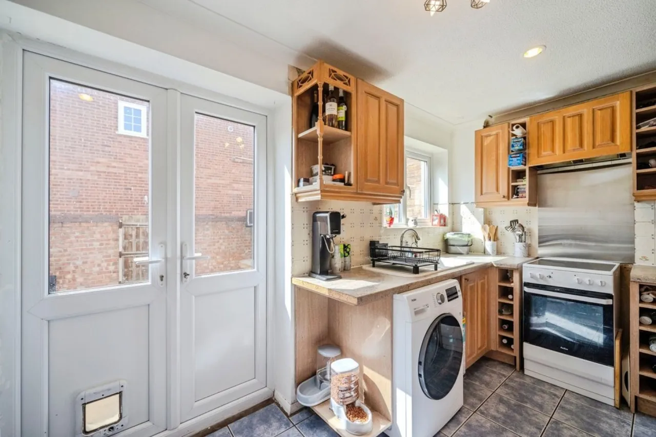 Steeple Claydon, Buckinghamshire, photo 9