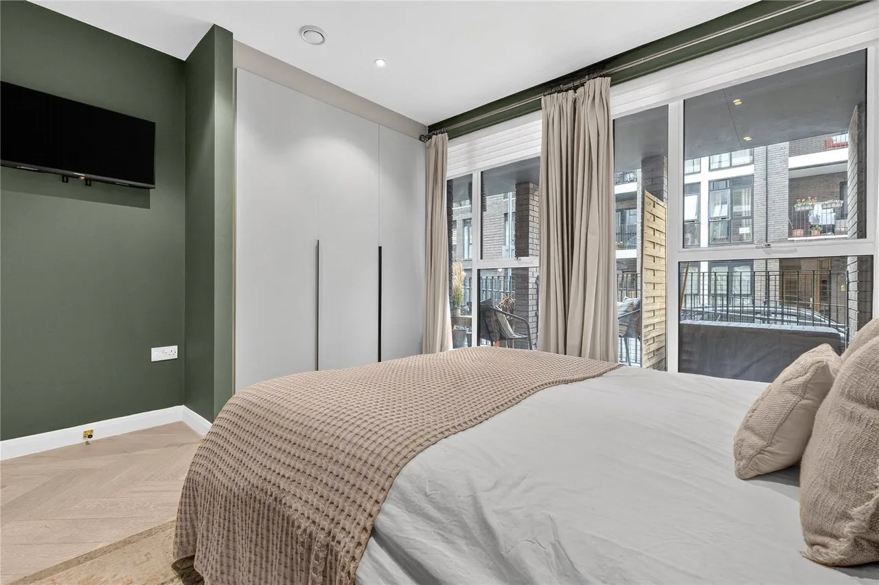 Ravensbury Terrace, London, SW18, photo 8