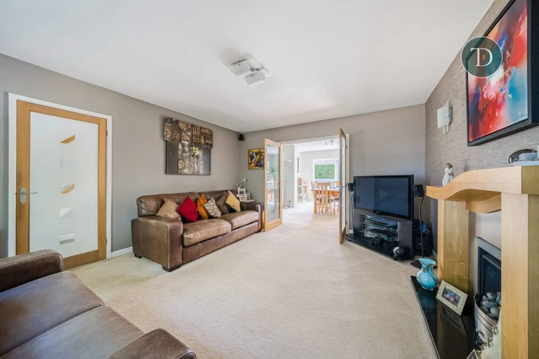 Hooton Green, Hooton, CH66 5NF, photo 5