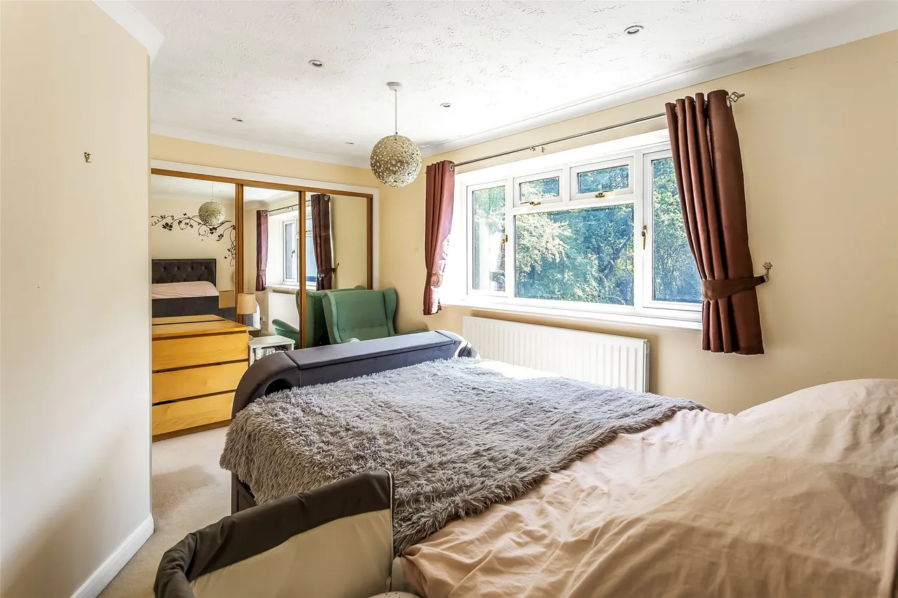 Oak End, Beare Green, RH5, photo 6