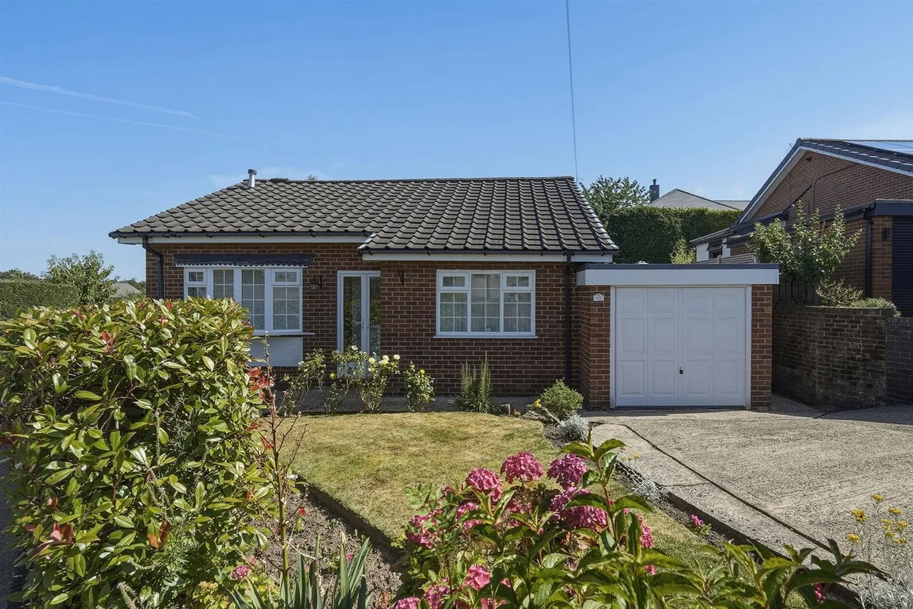 Birchway, Bollington, photo 41