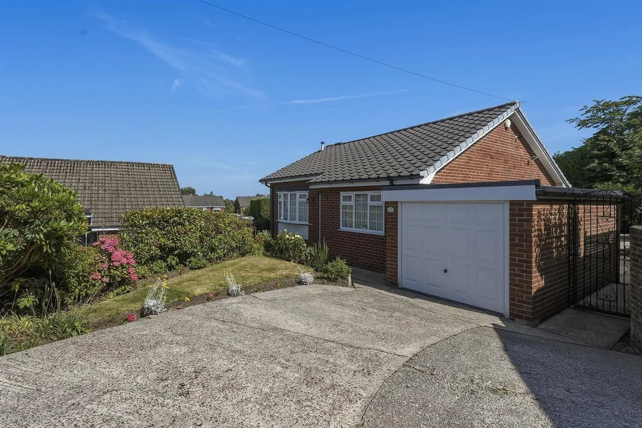 Birchway, Bollington, photo 36