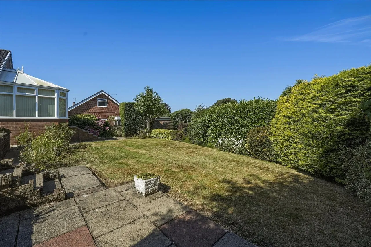 Birchway, Bollington, photo 23