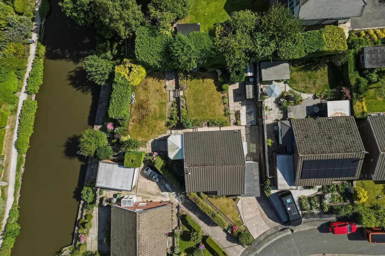 Birchway, Bollington, photo 37
