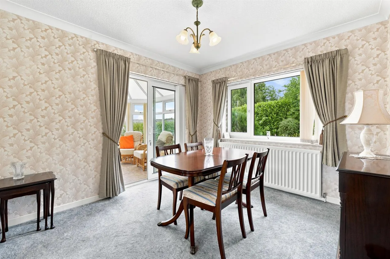 Birchway, Bollington, photo 9