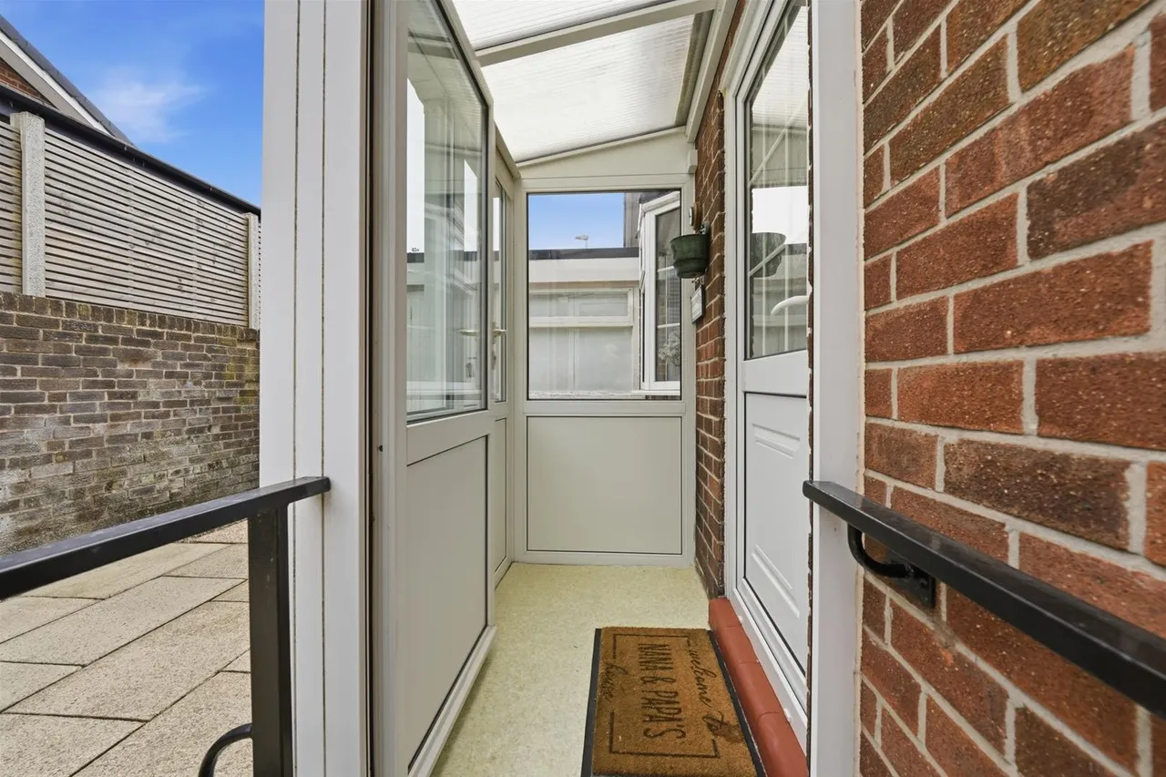 Birchway, Bollington, photo 17