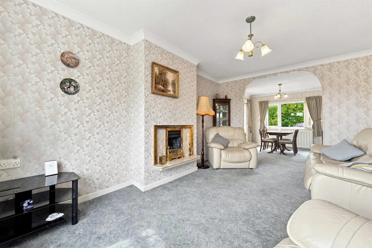 Birchway, Bollington, photo 2