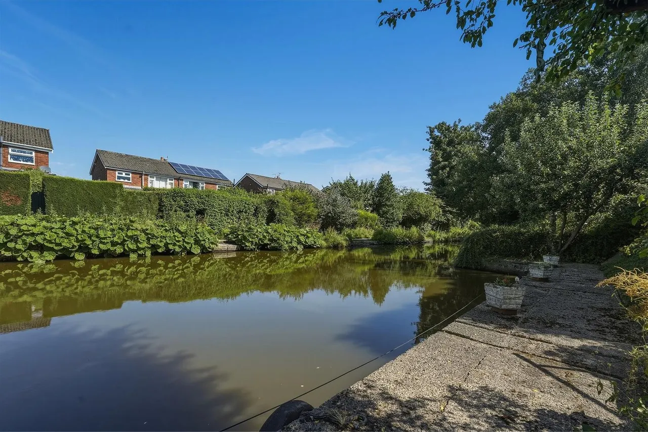 Birchway, Bollington, photo 34